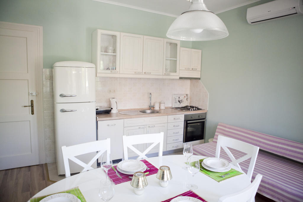 Shabby Chic Apartments Šibenik Værelse billede